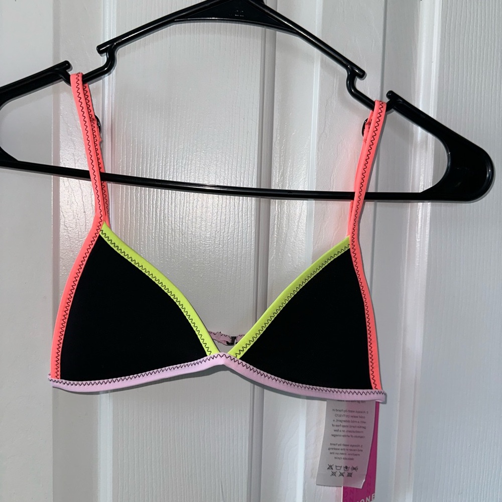 ONEONE Swimwear swimsuit size xs with adjustable straps!!